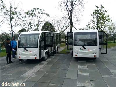  四輪電瓶游覽車、景區(qū)掃碼電瓶自駕車?yán)麆P